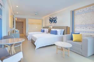 Diamond Club Luxury Junior Suite at Royalton Splash Riviera Cancun